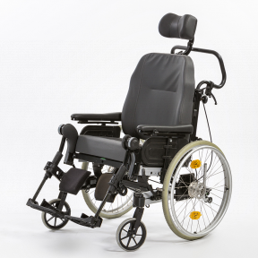 Invalidní vozík multifunkční